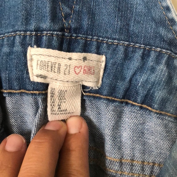 Forever 21 distressed overalls for girls - Picture 3 of 3